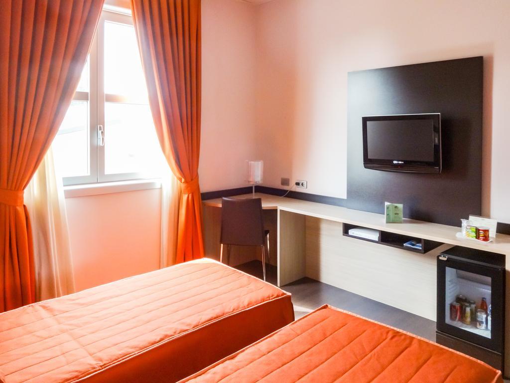 Hotel Mito Оссона Экстерьер фото