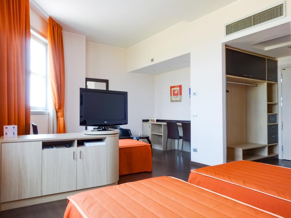 Hotel Mito Оссона Экстерьер фото