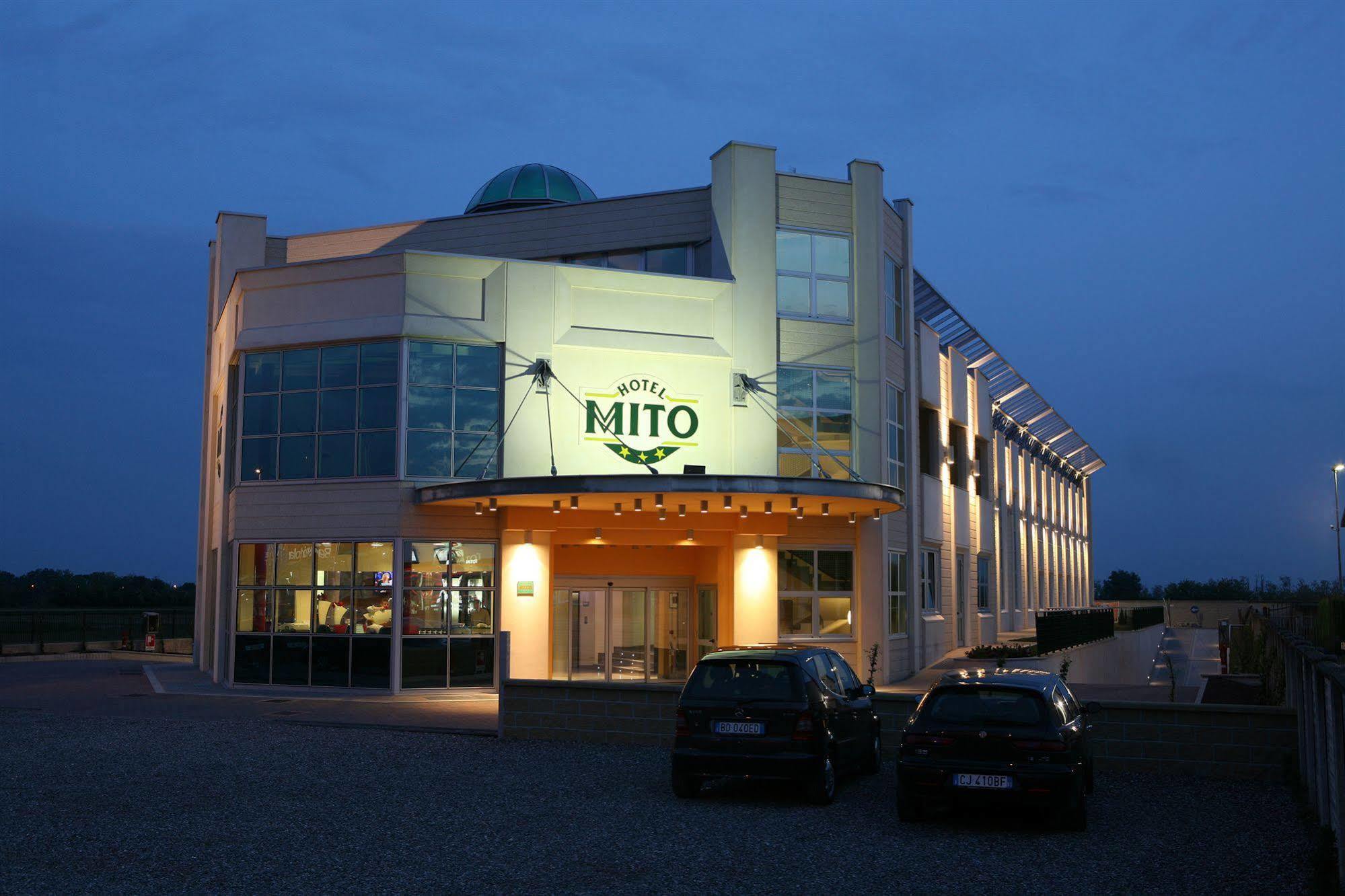 Hotel Mito Оссона Экстерьер фото